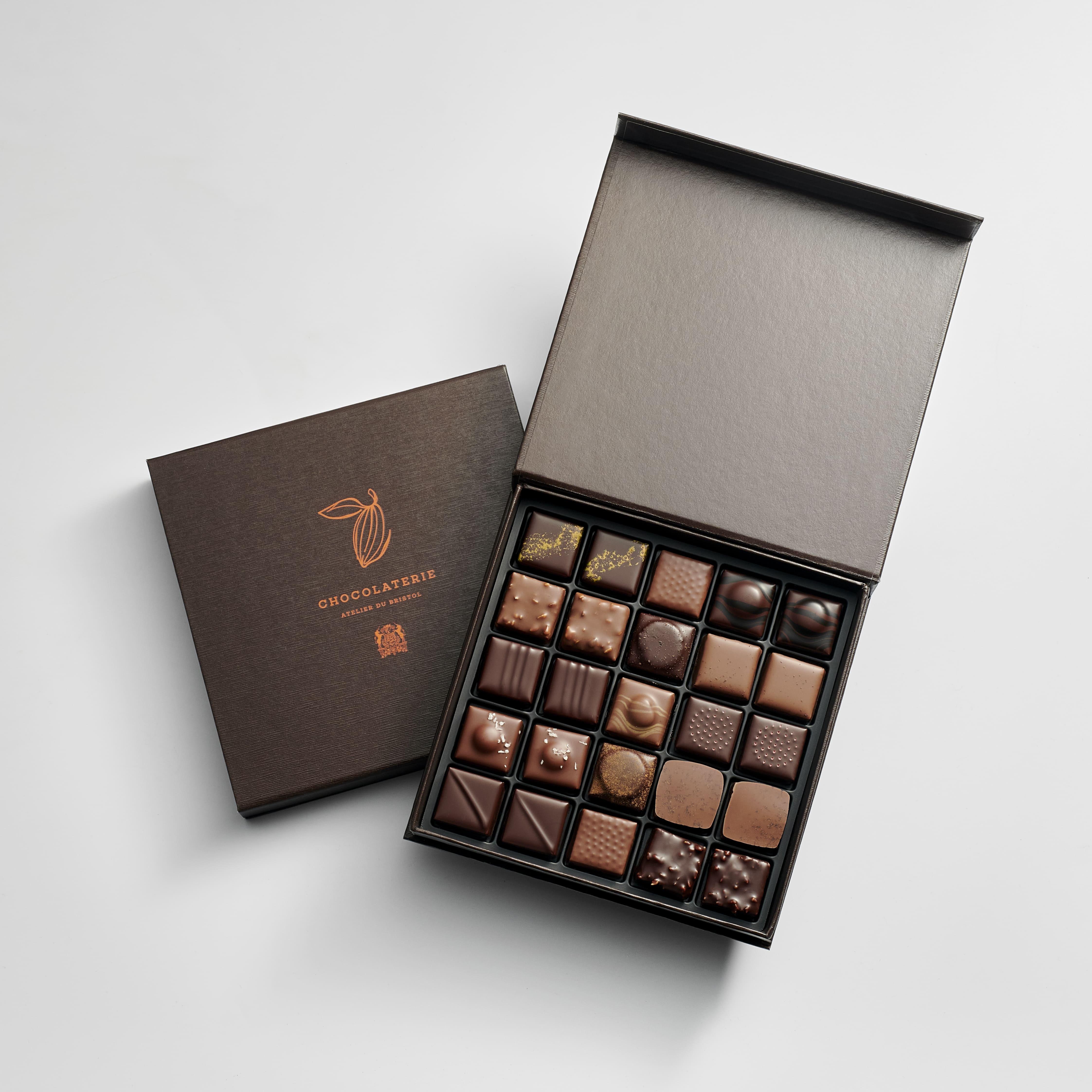 Le Bristol Paris | L'Epicerie de Noël - Ateliers du Bristol ‎| Coffret ...